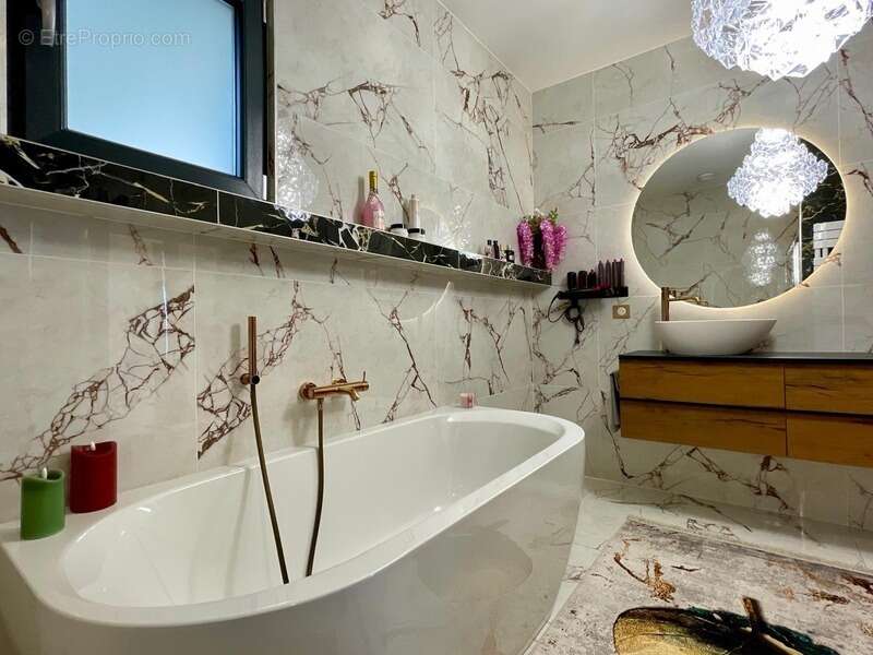 Maison à SAINT-JEAN-DE-GONVILLE