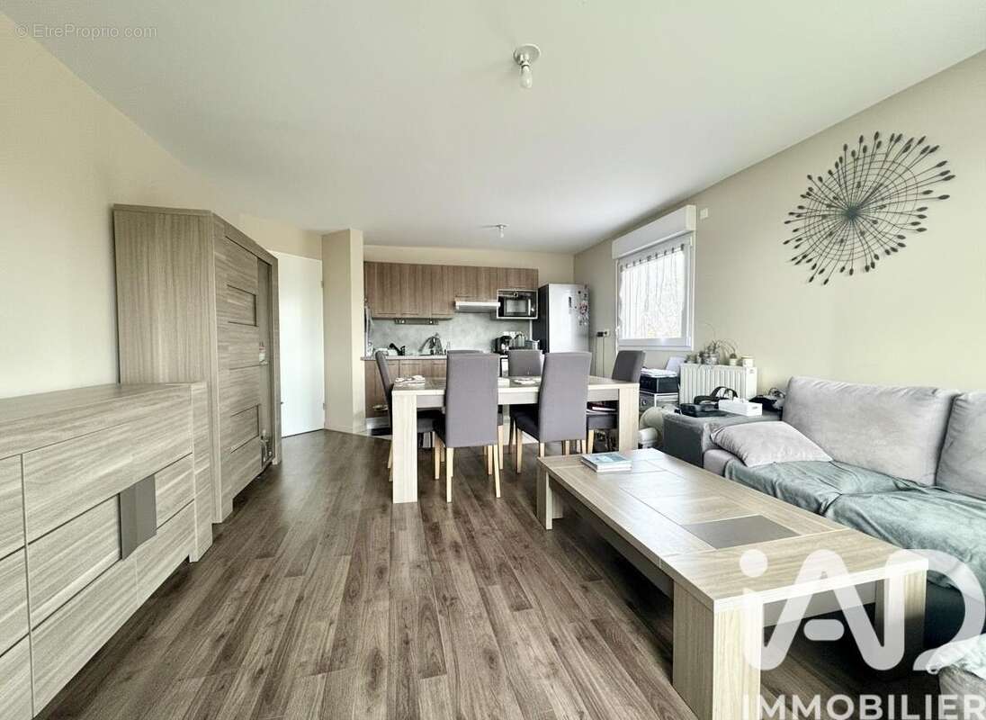 Photo 2 - Appartement à CHENNEVIERES-SUR-MARNE
