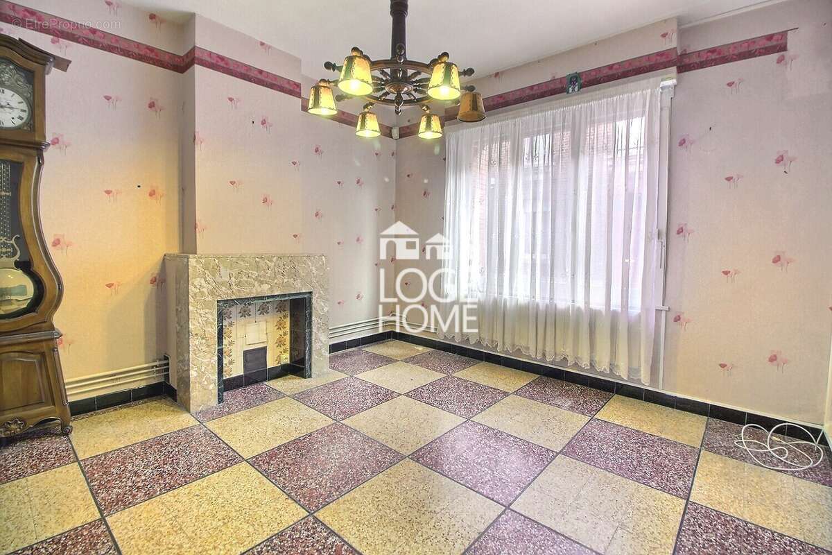 Maison à SIN-LE-NOBLE