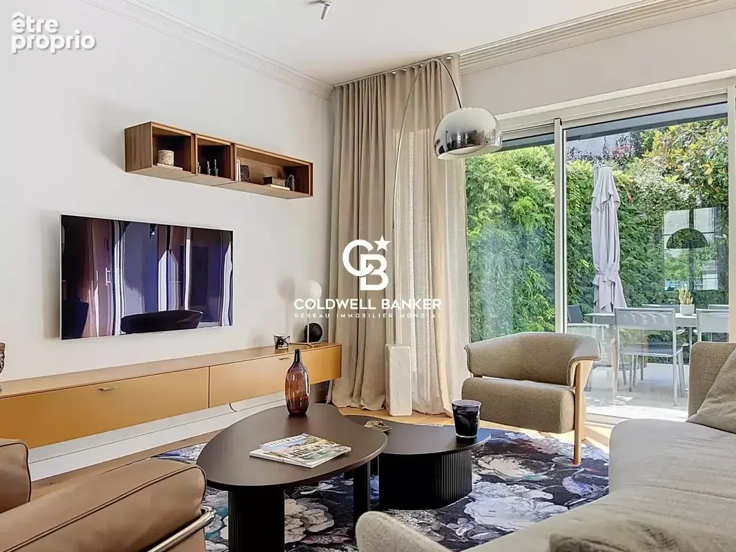 La Genette — Élégante maison de ville repensée par architecte avec garage et jardin - photo 3