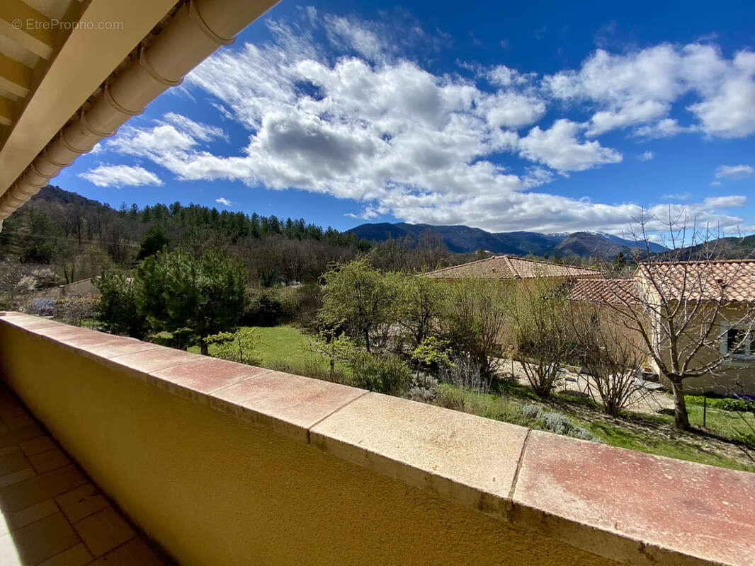 Maison à BUIS-LES-BARONNIES