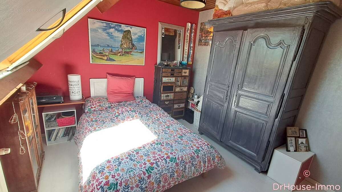 Maison 100 m² à Vains  - photo 9