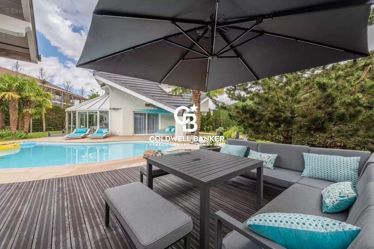 Maison à ARTHAZ-PONT-NOTRE-DAME