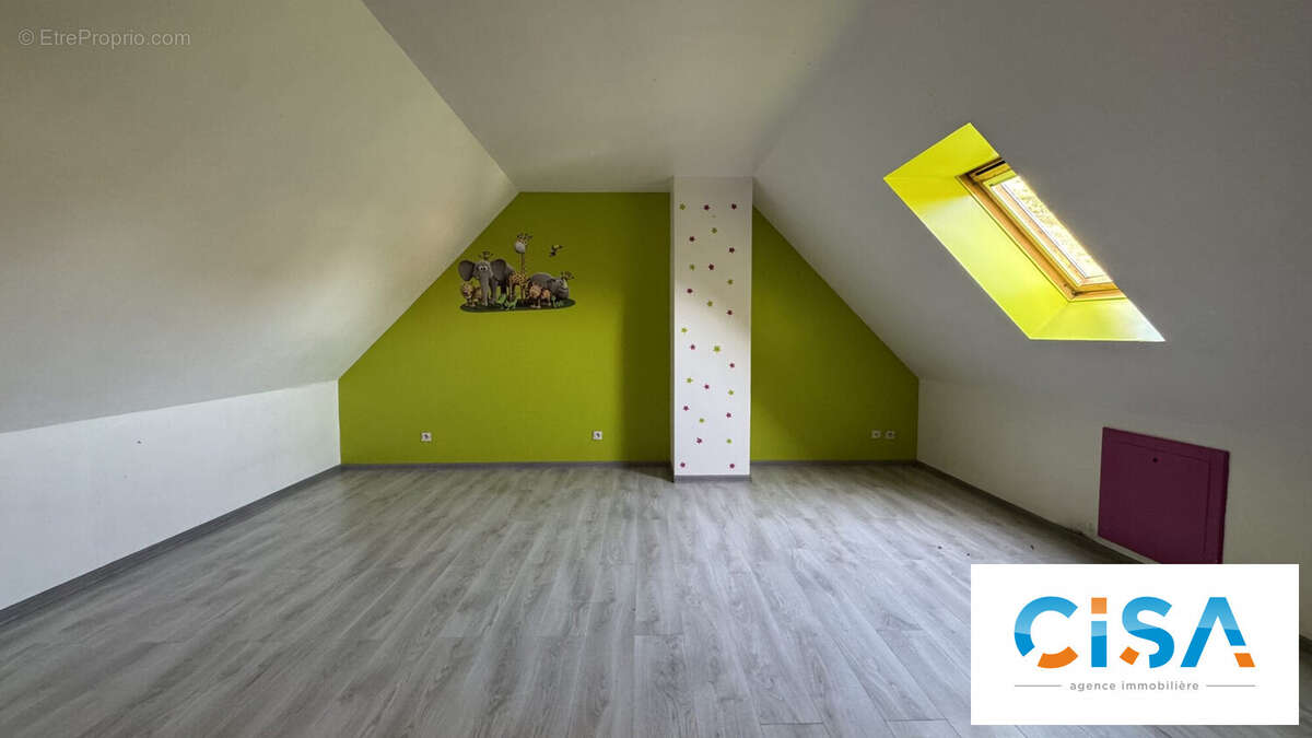 Maison à PONT-SAINTE-MAXENCE