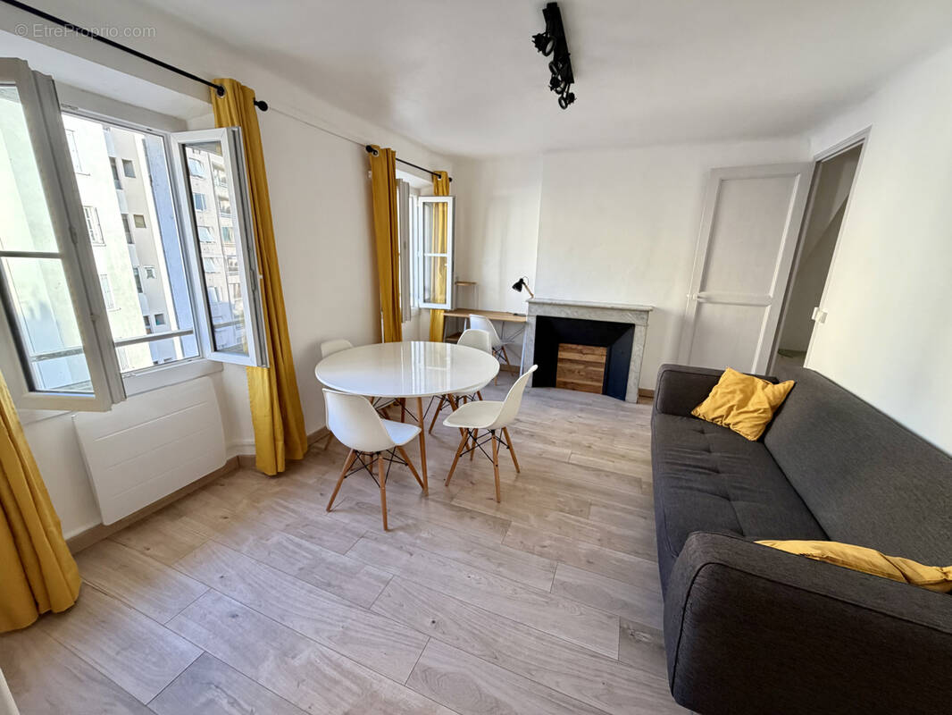 Appartement à TOULON