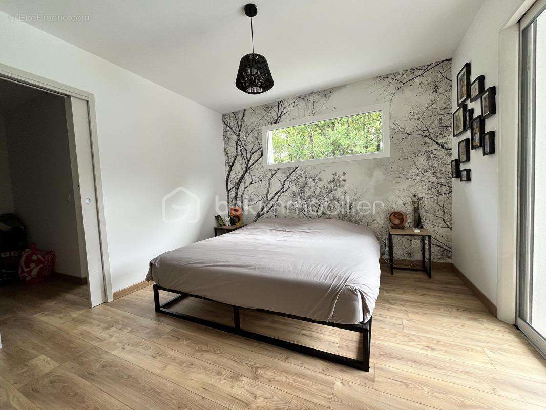 Maison à GRAYAN-ET-L'HOPITAL