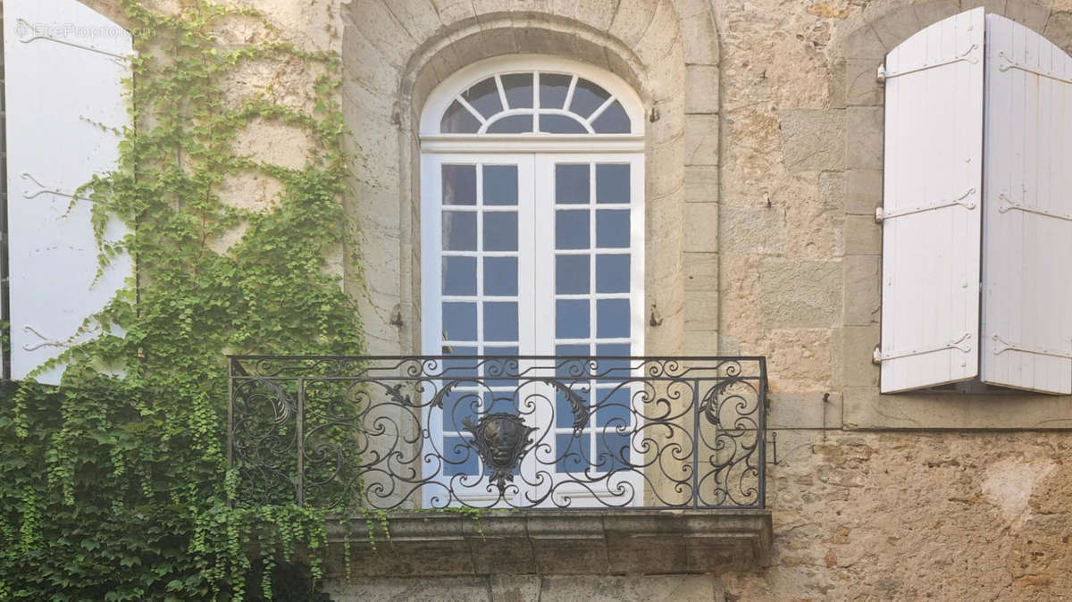 balcon - Maison à MIREPOIX