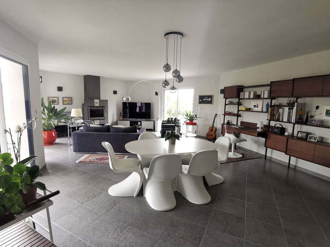 Maison à LA PLAINE-SUR-MER