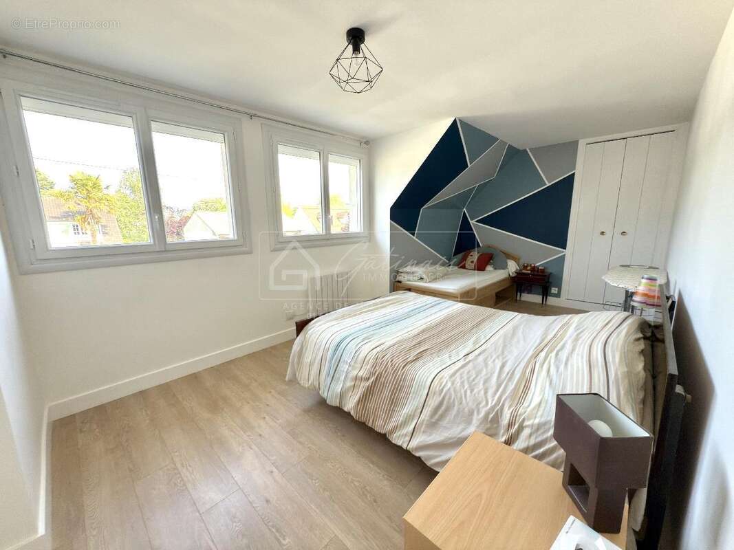 Maison à MILLY-LA-FORET