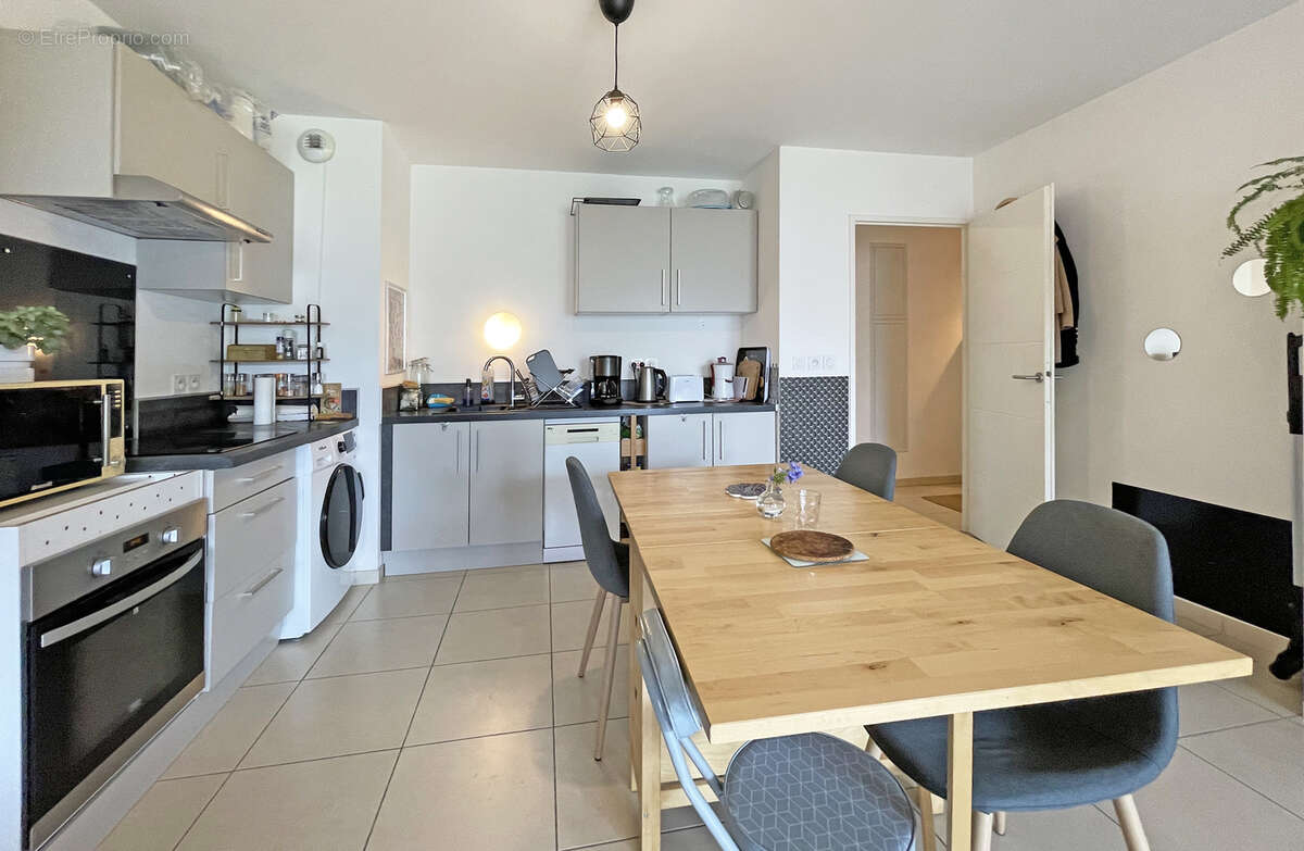 Appartement à SAINT-JEAN-DE-VEDAS