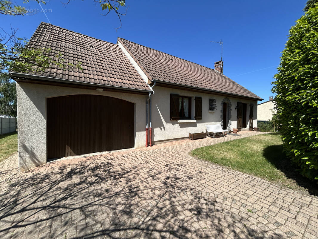 Maison à COMMENTRY