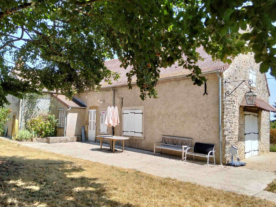 Ravissante maison de campagne en pierres - photo 4