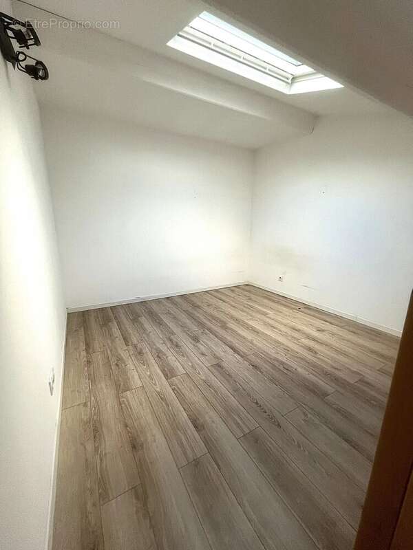 Appartement à SAINT-CYR-SUR-MER