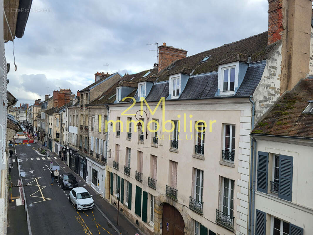 Appartement à FONTAINEBLEAU
