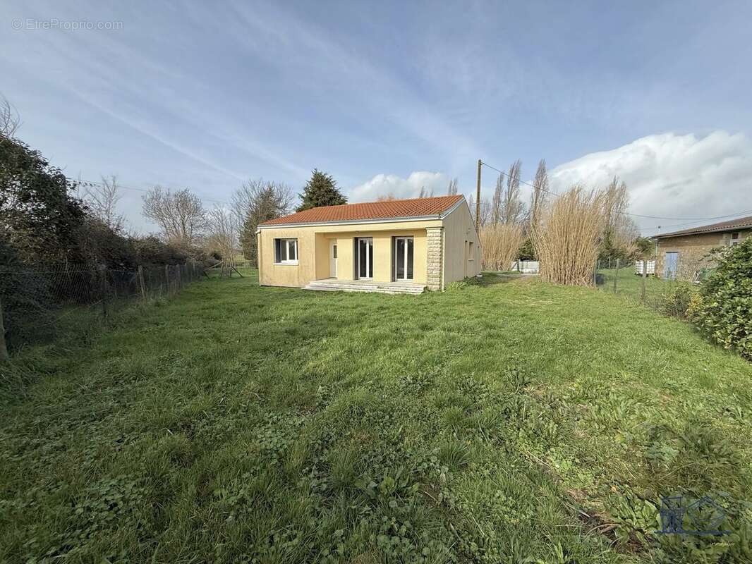 Maison à LORIGNAC