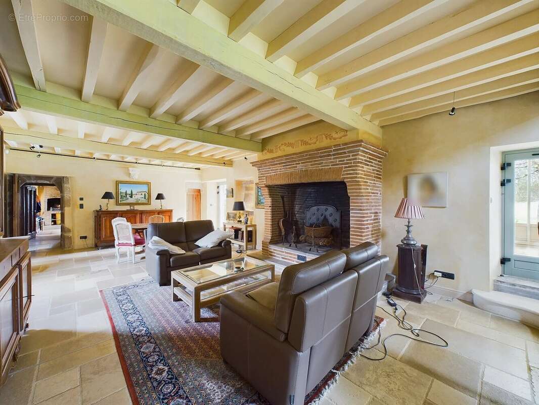 Maison à CORDES-SUR-CIEL