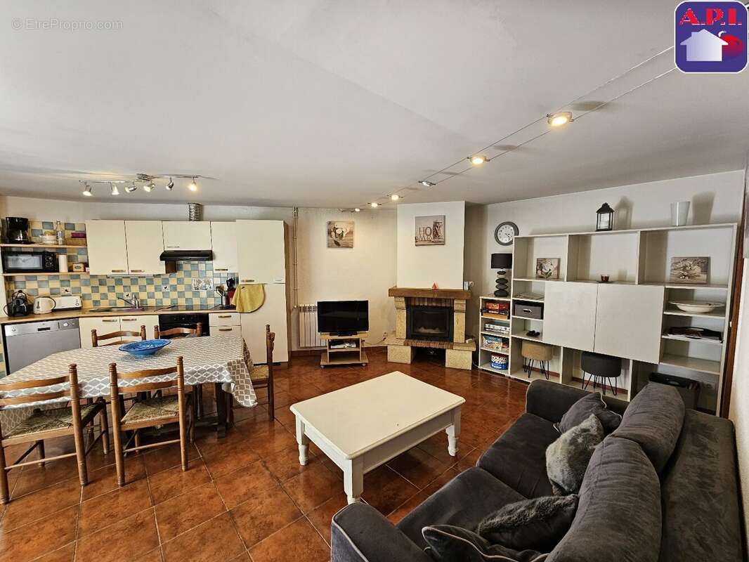 Appartement à AX-LES-THERMES