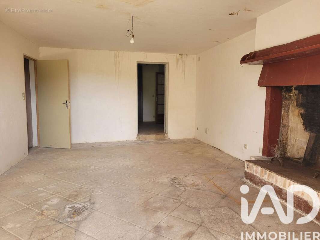Maison 84 m² à Benest  - photo 6