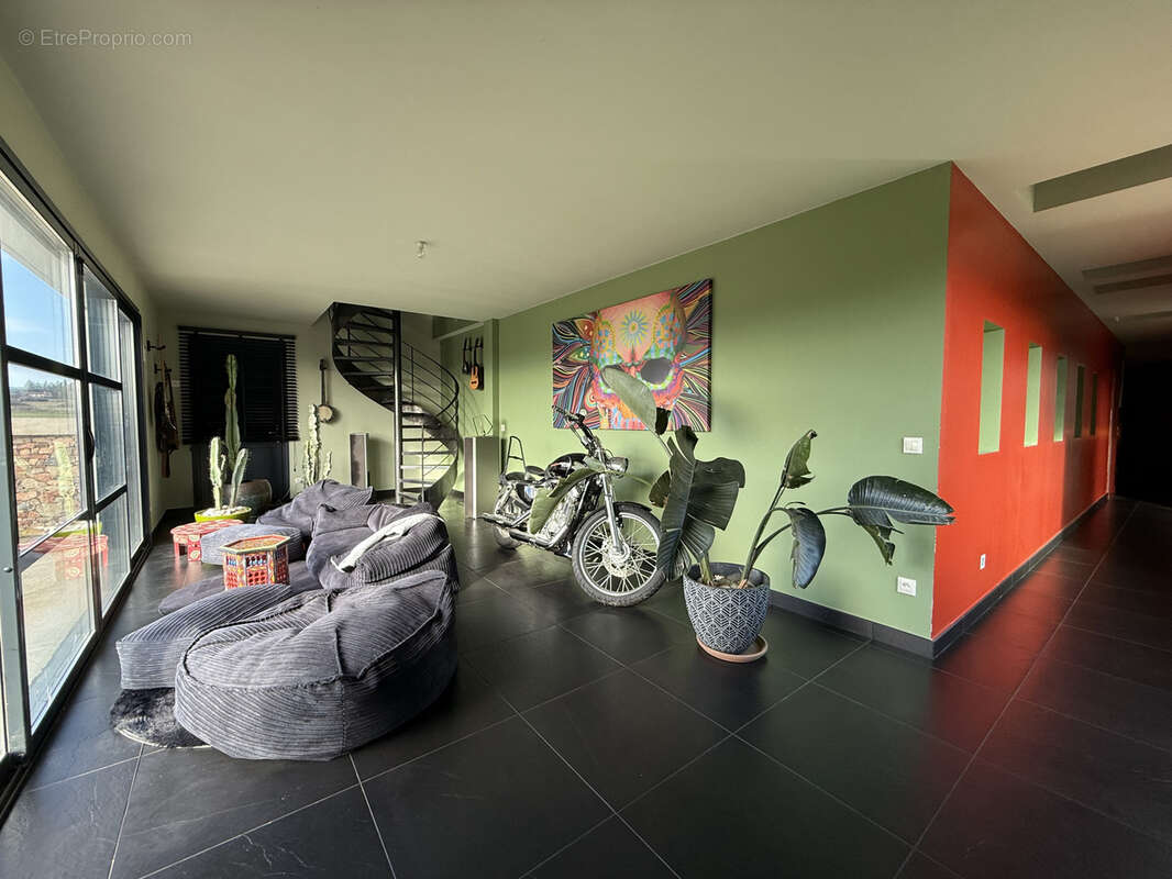 Maison à SAINT-JULIEN-D'ODDES