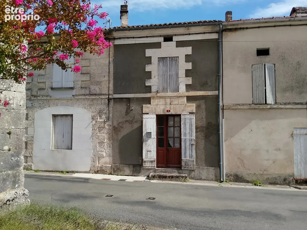 Maison avec jardin à rénover dans un village de charme - photo 1