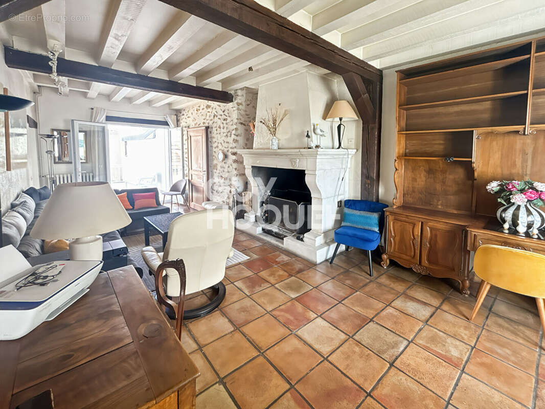 Maison à CHAUMES-EN-BRIE