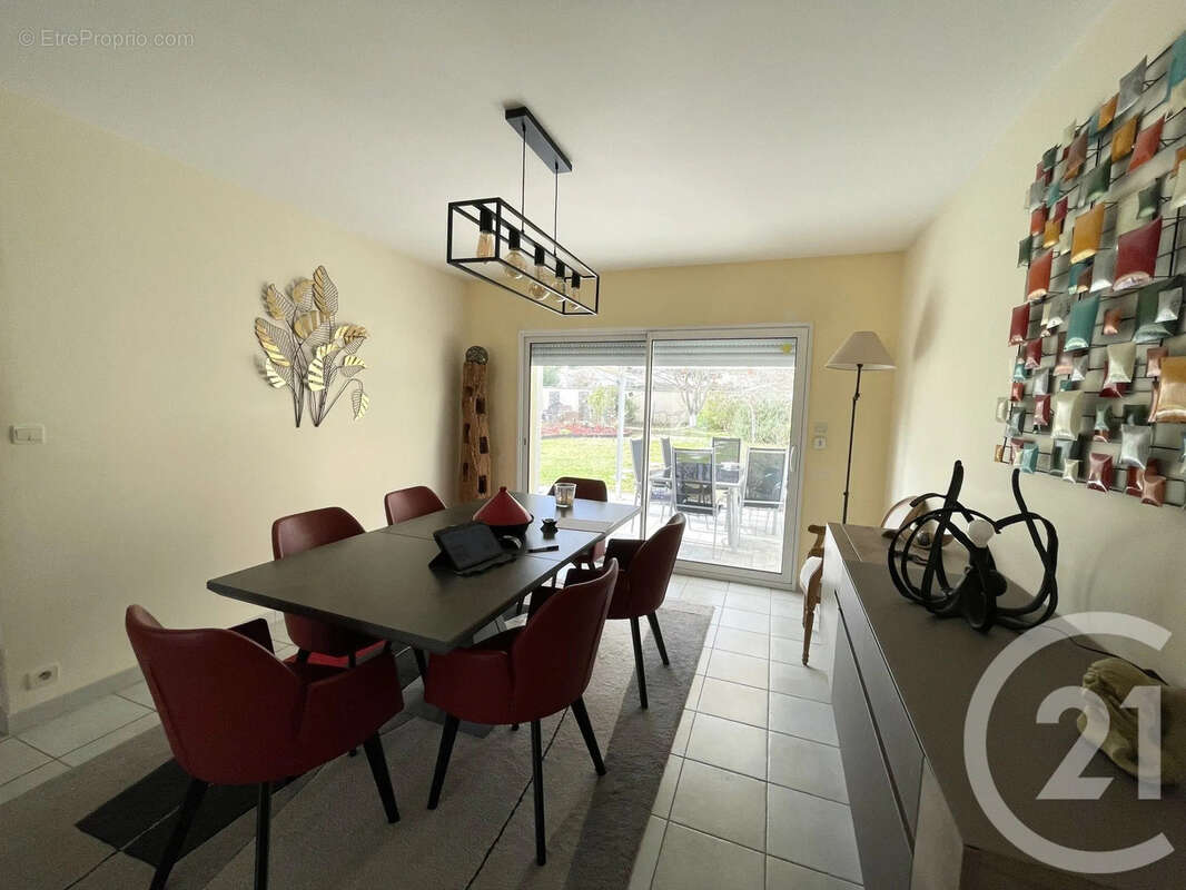 Maison à MESCHERS-SUR-GIRONDE