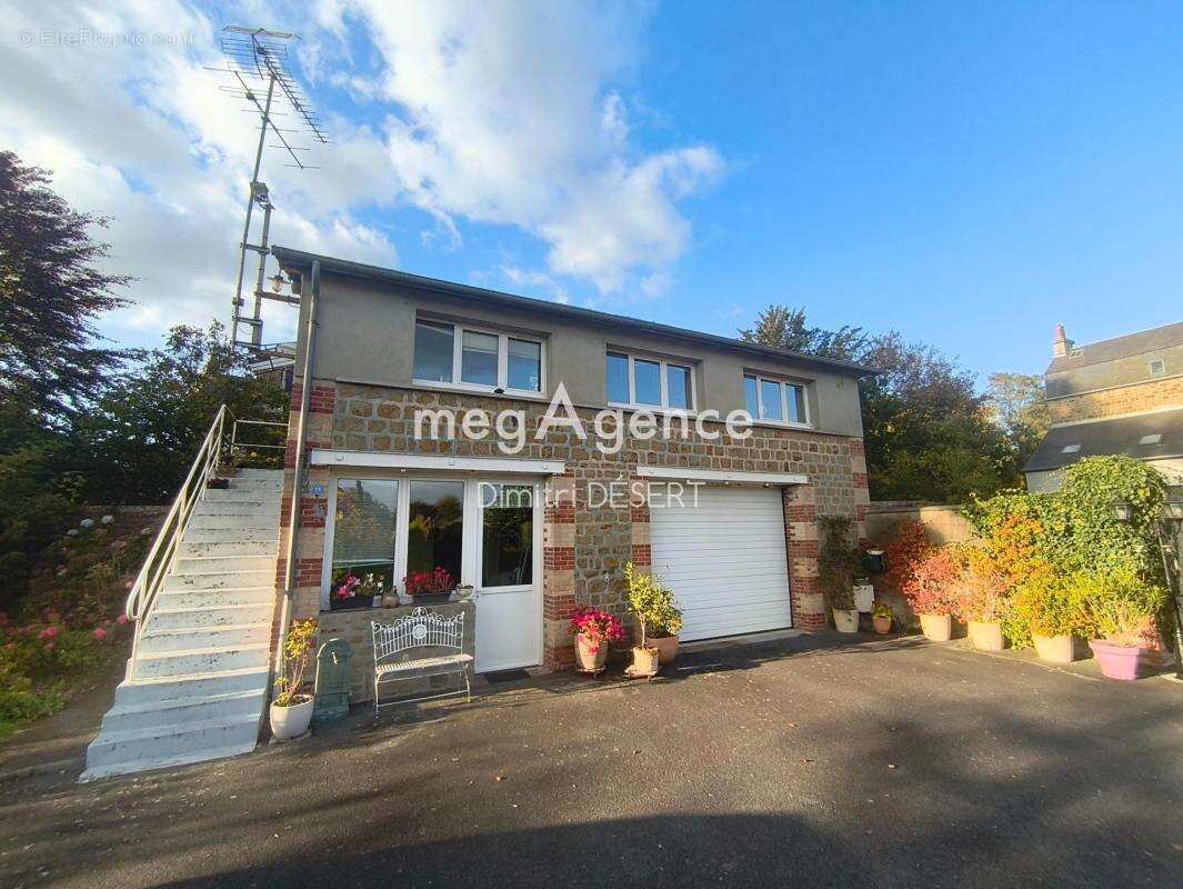 Maison à SAINT-GEORGES-DES-GROSEILLERS