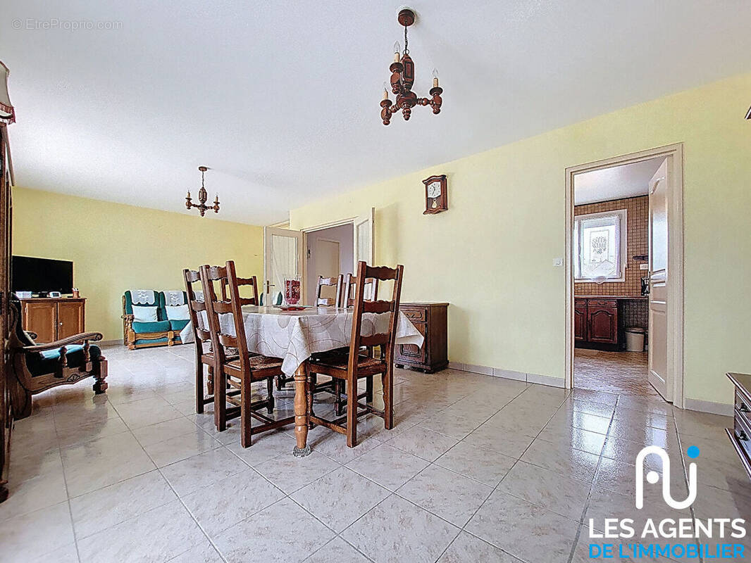 Maison à MEUNG-SUR-LOIRE