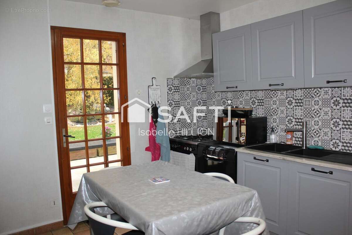 Photo 3 - Maison à SAINT-SULPICE