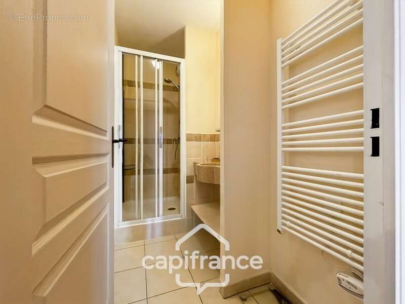 Appartement à MALLEMORT