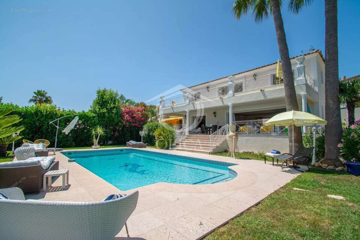 Vallauris - Superbe villa avec vue mer - photo 25