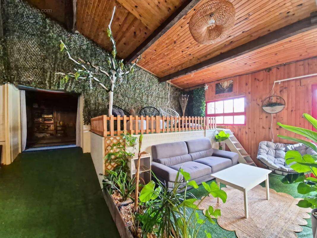 Maison à BRIE-SOUS-MATHA