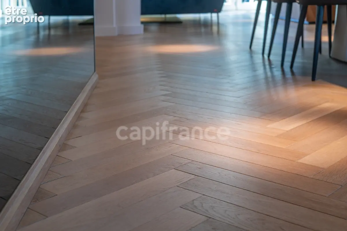 Une propriété de caractère, discrète et élégante, où le charme de la Belle Époque rencontre le confort d’une rénovation récente - photo 24