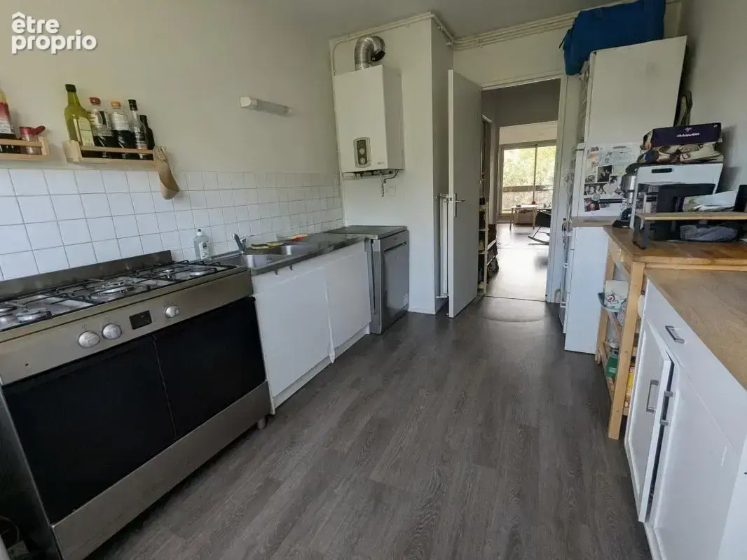 T4 avec balcon et 2 places de parking - photo 11