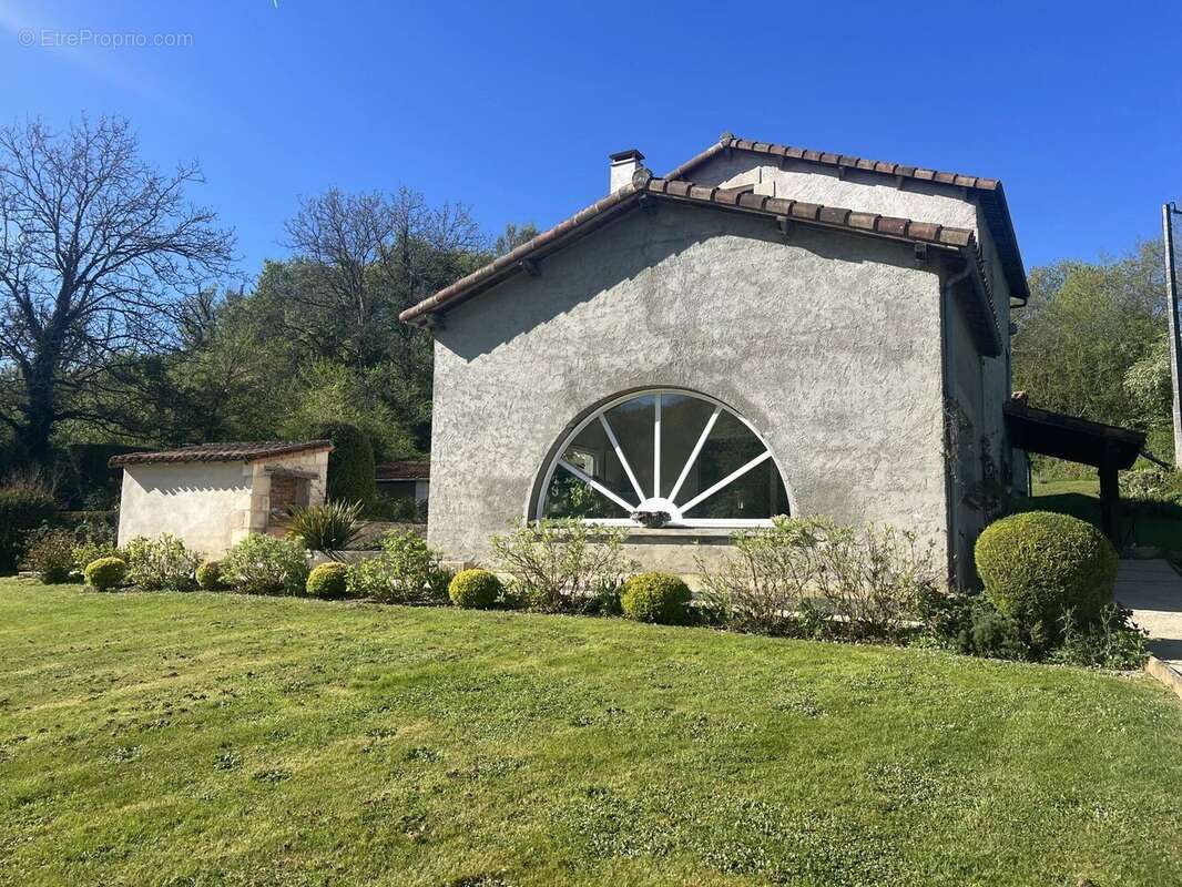 Maison à LHOMMAIZE