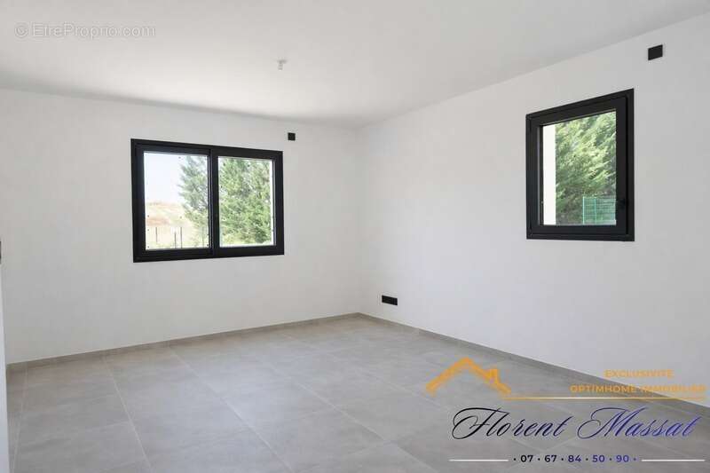 Superbe maison contemporaine avec vue dominante T5 – Grazac - photo 6