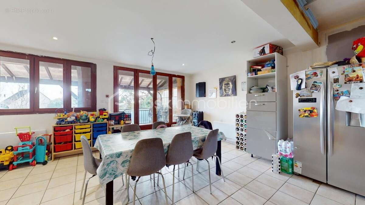 Maison à BEAUNE-LA-ROLANDE