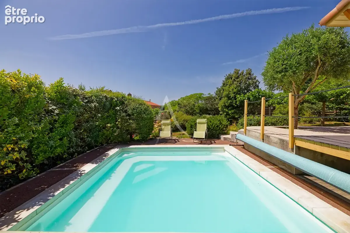 Photo Maison à Saint-Florent-Des-Bois au prix de 449 500€
