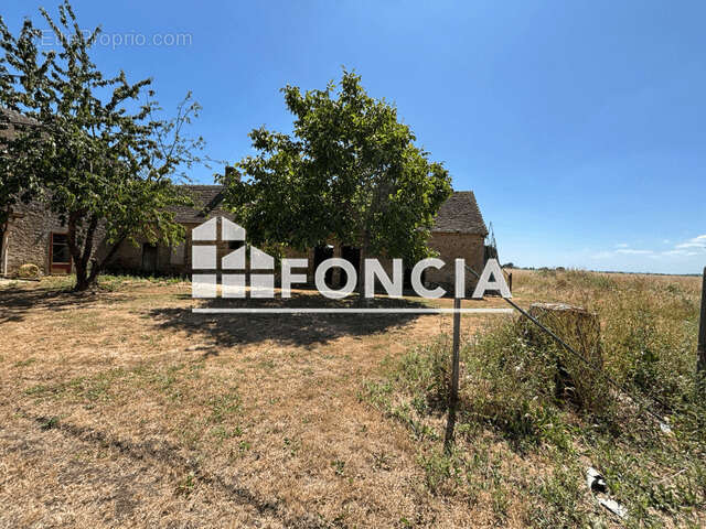 Maison à CONGE-SUR-ORNE