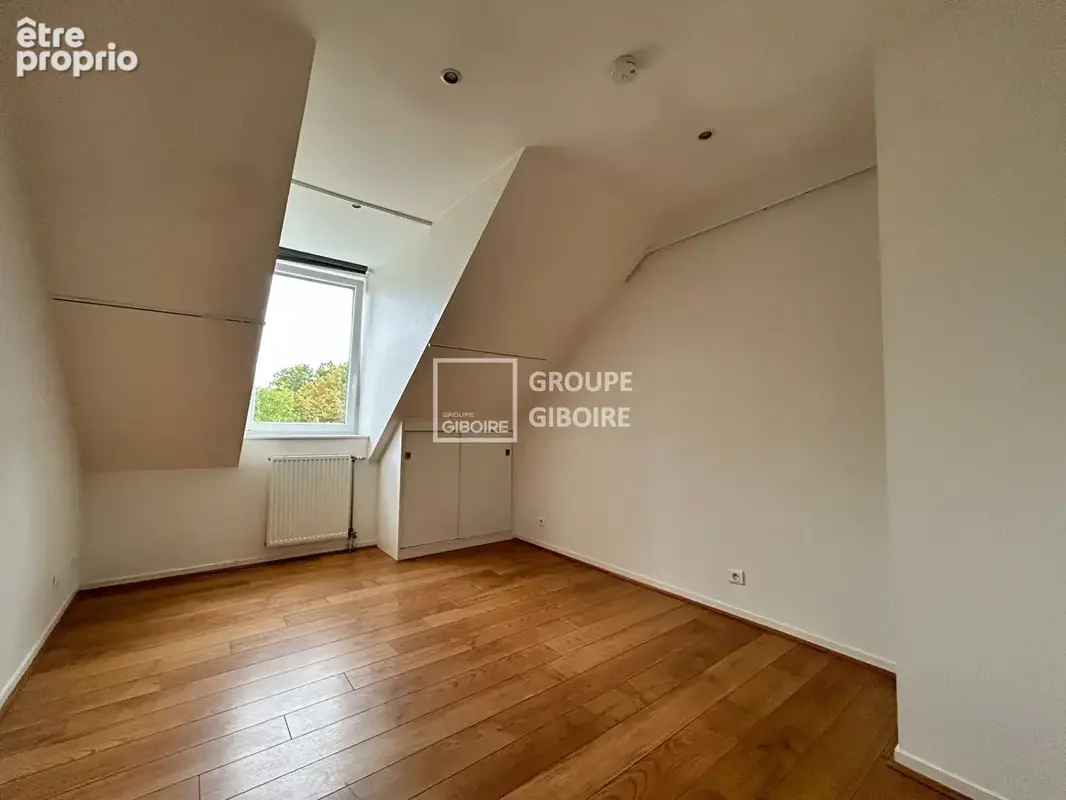 A vendre - EXLUSIVITE GIBOIRE - Appartement Type 4 à Rennes de 83m² au sol avec balcon et stationnements - photo 5