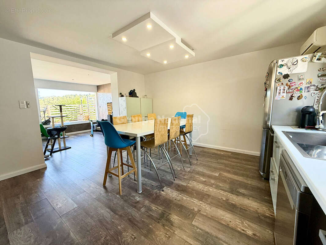 Appartement à LE ROVE