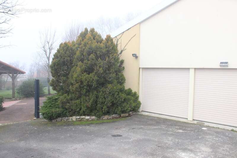Dpt Maine et Loire (49), à vendre proche  de Cholet, maison de caractère avec 6 chambres sur 3750 m² de terrain + dépendance - photo 21