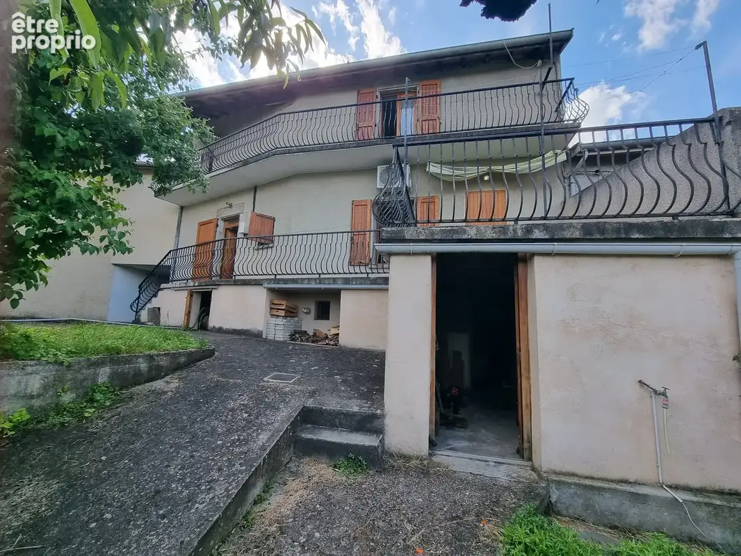 Maison 4 pièces 98 m² à vendre à Rive-De-Gier (42800) - photo 3