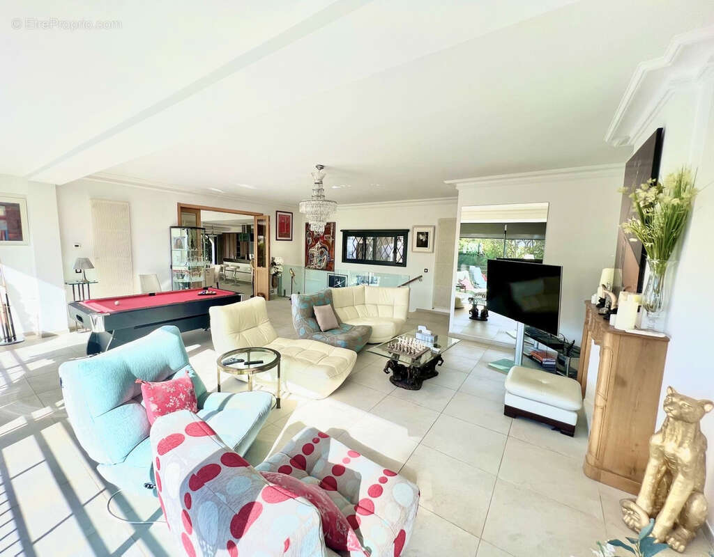 Cannes basse californie villa t6 individuelle 405m2vue mer calme,  piscine terrain 1800m2 garage - photo 16