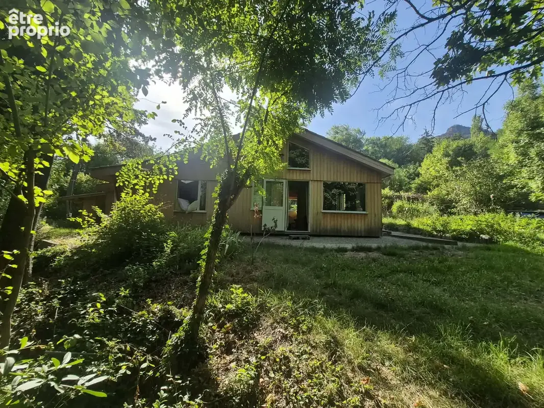 Un havre de paix entre forêt et rivière - photo 11