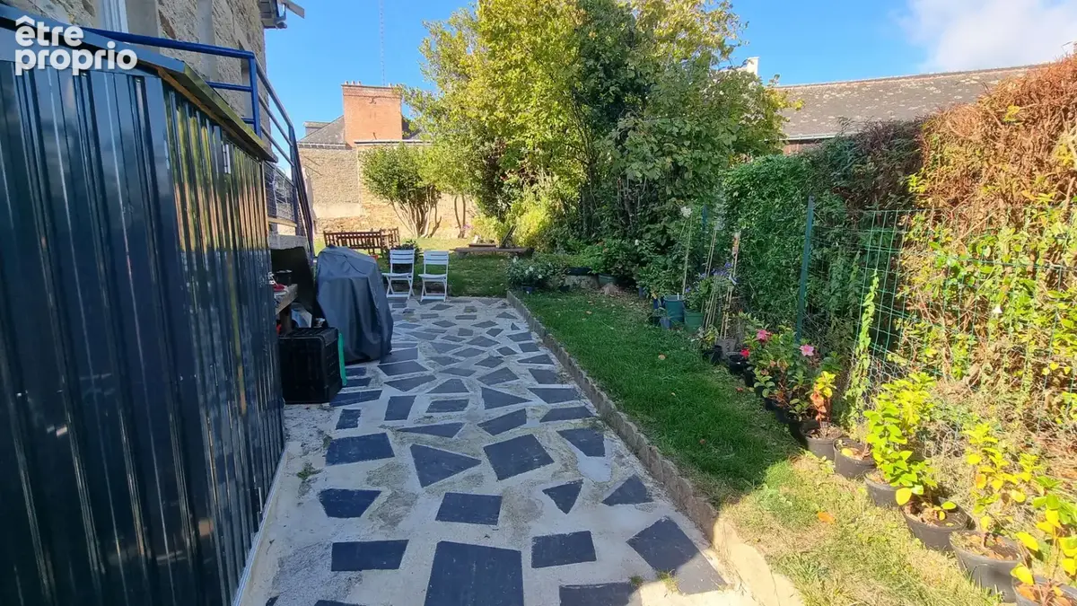 MORBIHAN, ROHAN, Maison individuelle rénovée de 2 chambres, au coeur d'un village recherché - photo 12