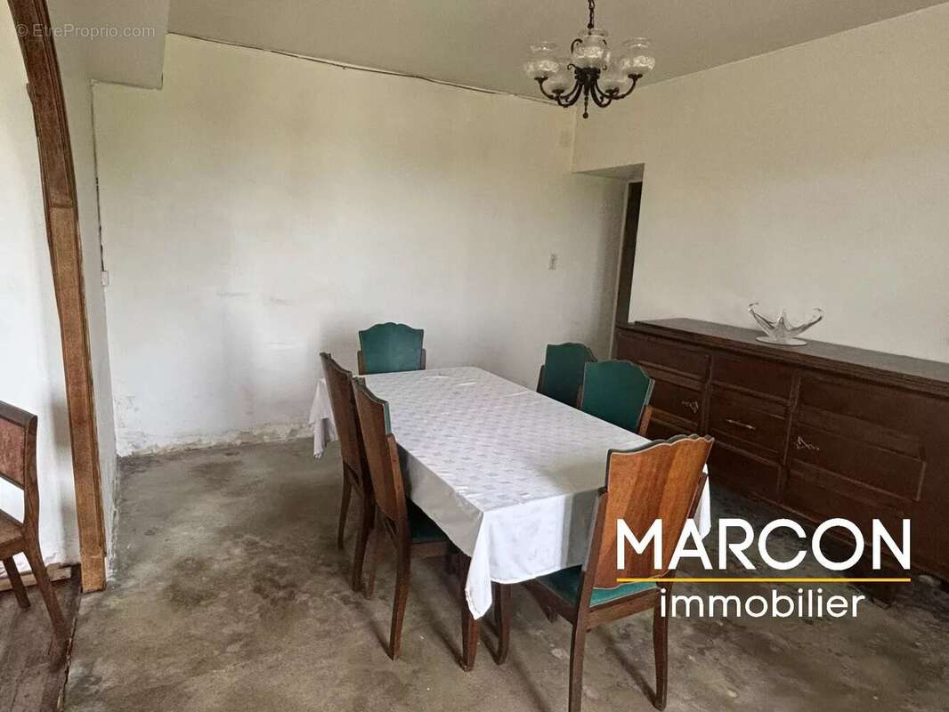 Maison à LE GRAND-BOURG