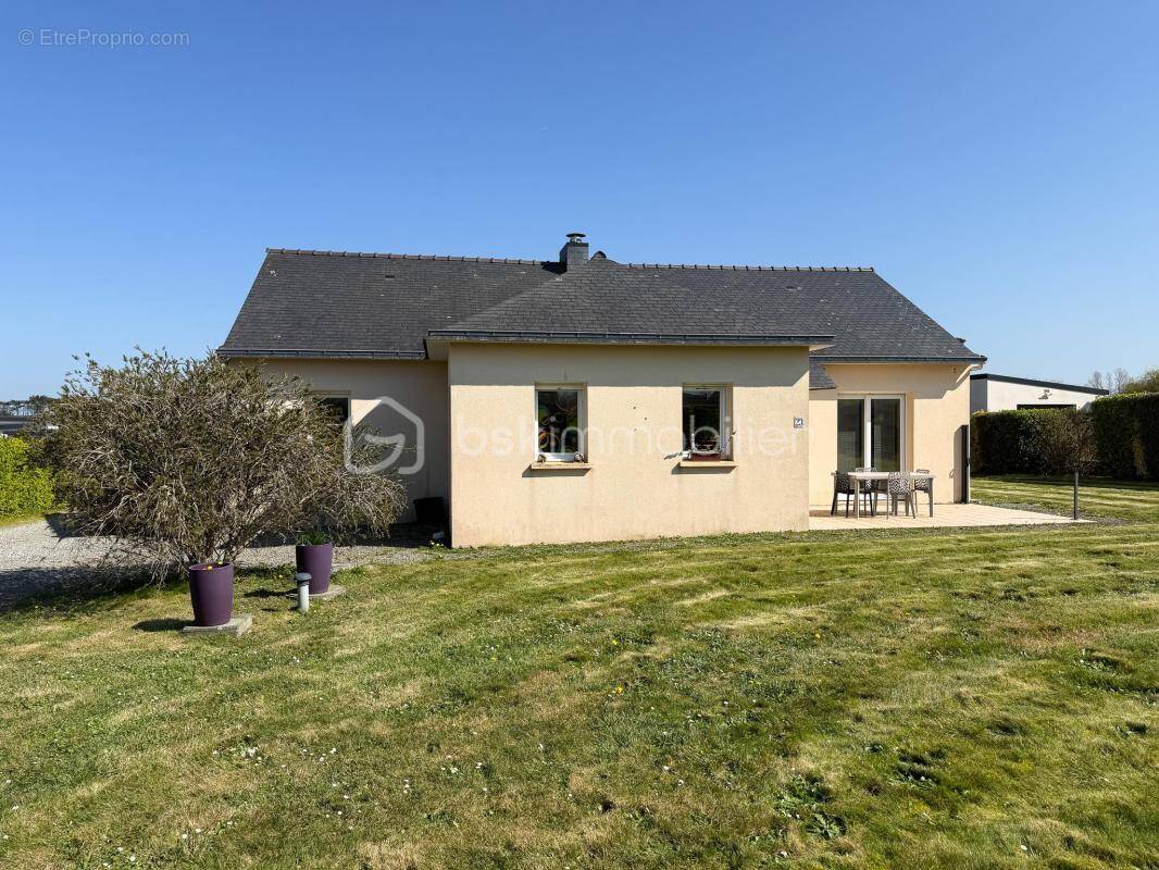 Maison à PLOUDALMEZEAU