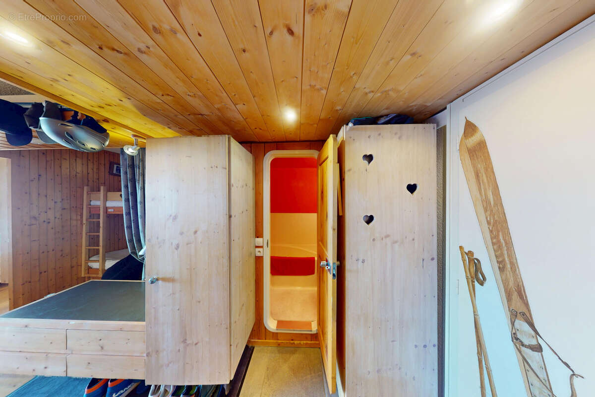 Exclusivite -arc 1800 2 pieces cabine 39m2 cave et parking - photo 4