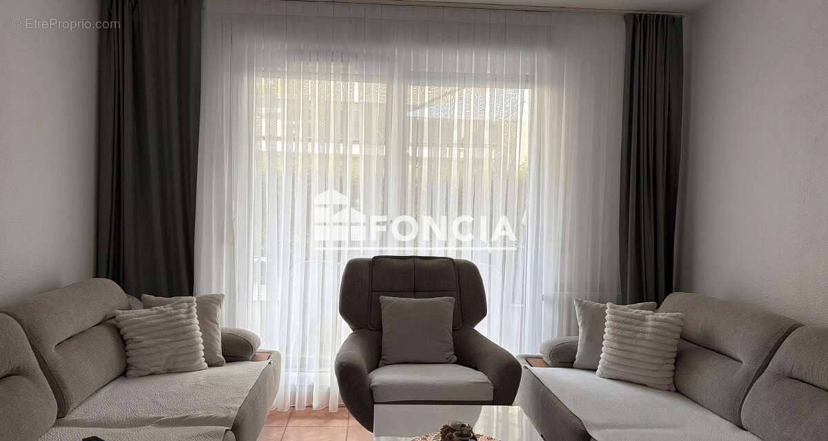 Un cadre de vie idéal aux portes d'Annecy - Berges du Thiou - Appartement T4 en rez-de-terrasse - photo 3